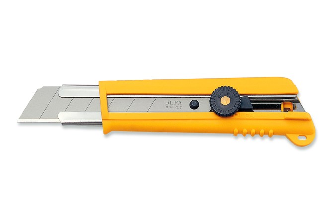 Olfa nóż segmentowy NH-1
