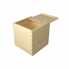 Drewniane pudełko na serwetki kwadratowe