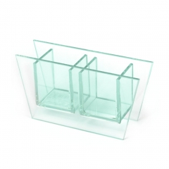 Szklany wazon 15 x 4,5 x 7,8 cm